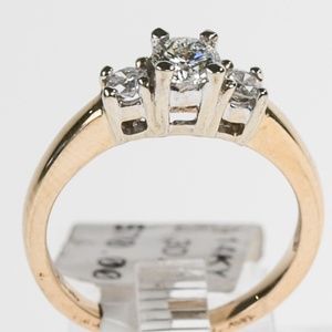 Ajaffe 3 diamond ring, NEW never worn